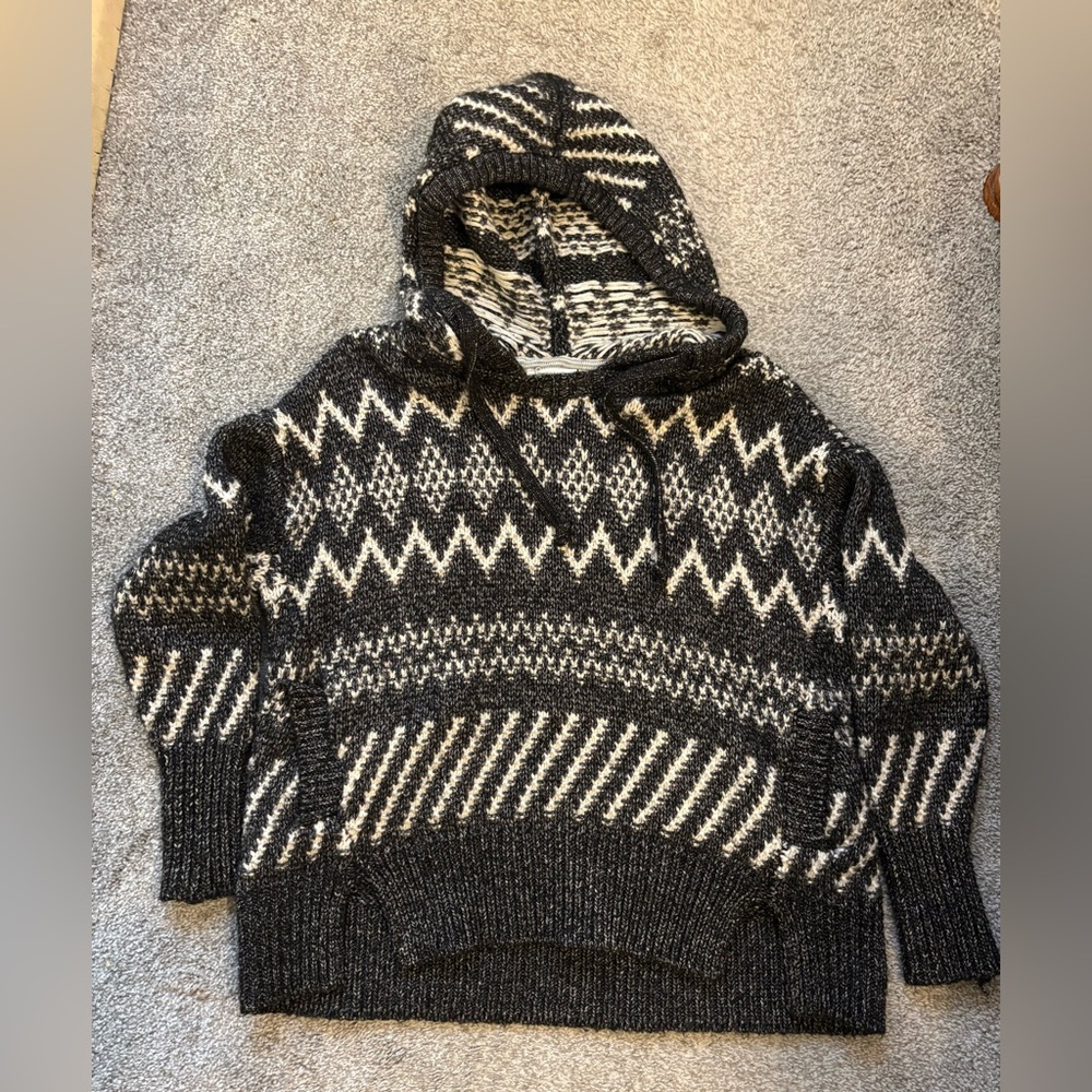 Victoria's Secret Black and White Zigzag Men's Sweater